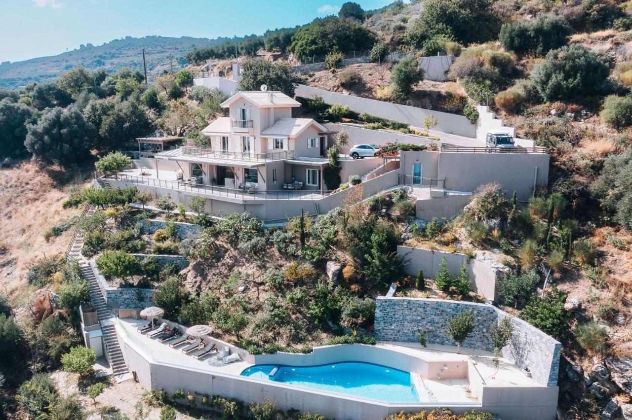 Villa Omikron Rodhiá Exterior foto
